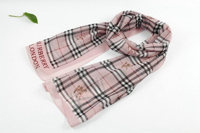 Burberry sile scarf 03